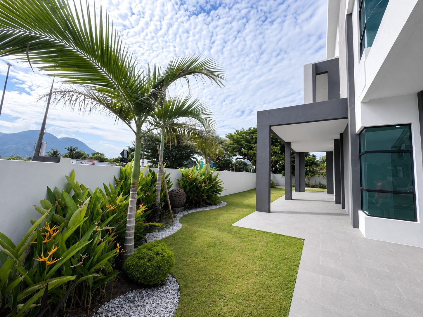 Street elevation of the double-storey semi-detached houses at Ampang Cove, Ipoh