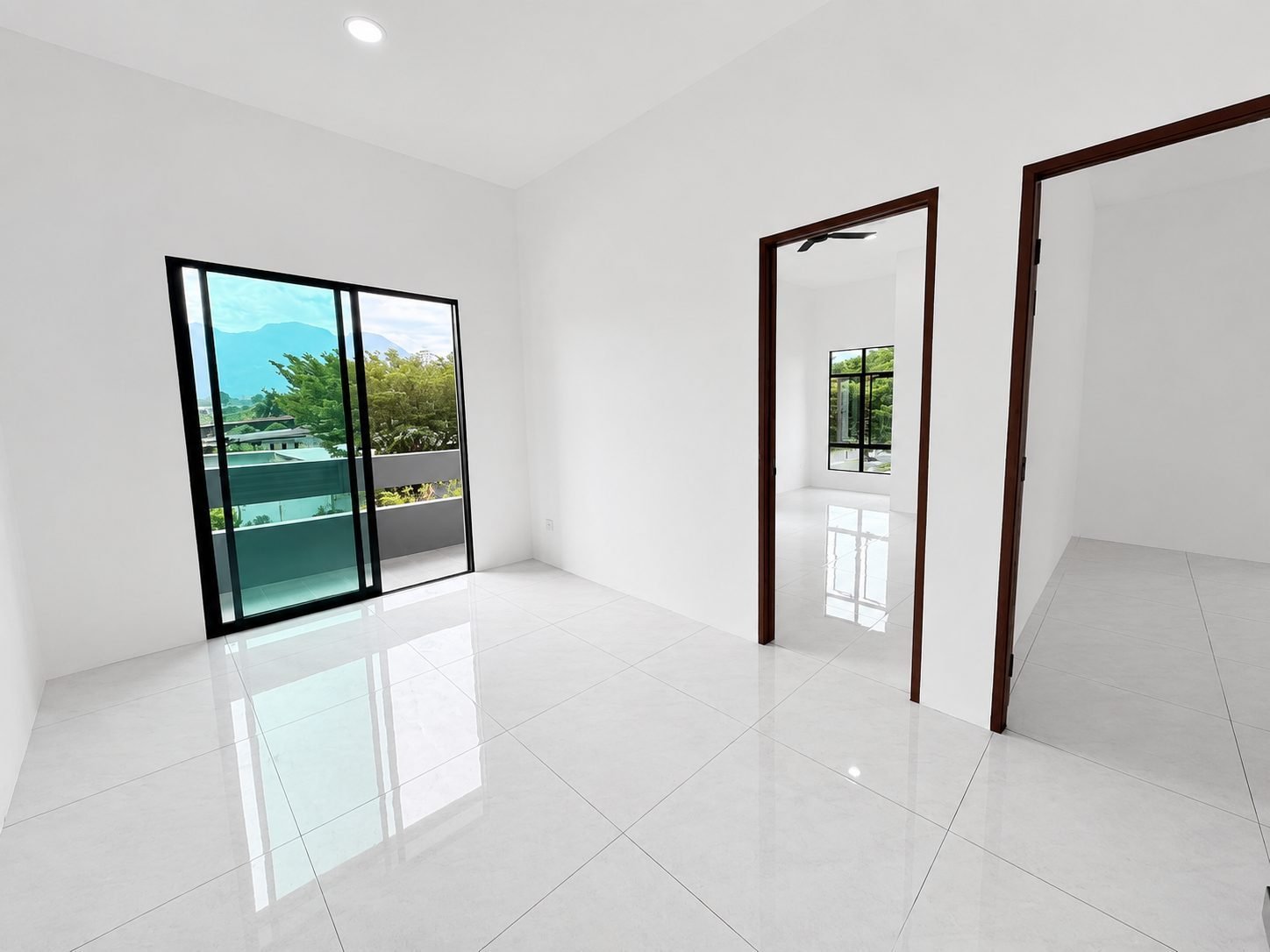 Bedroom with sliding door to the balcony, Ampang Cove semi-detached