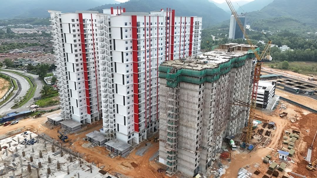 Block A of Residensi Jati De Meru under construction, Meru Raya, Ipoh Ipoh