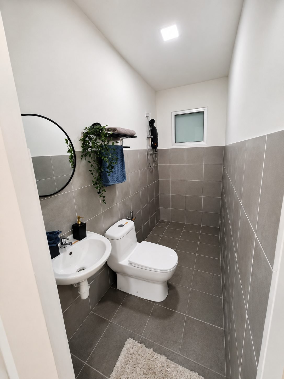 Bathroom in the Type B show unit at Residensi Jati De Meru, Ipoh