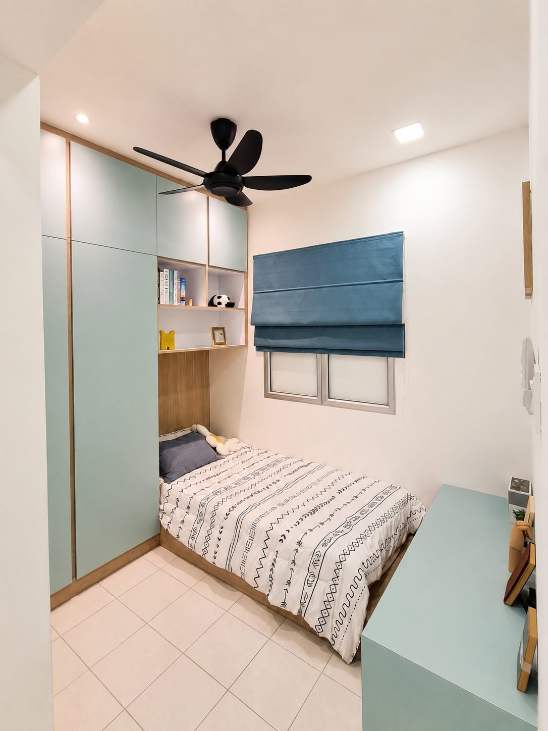Bedroom with built-in study in the Type C show unit at Residensi Jati De Meru, Ipoh