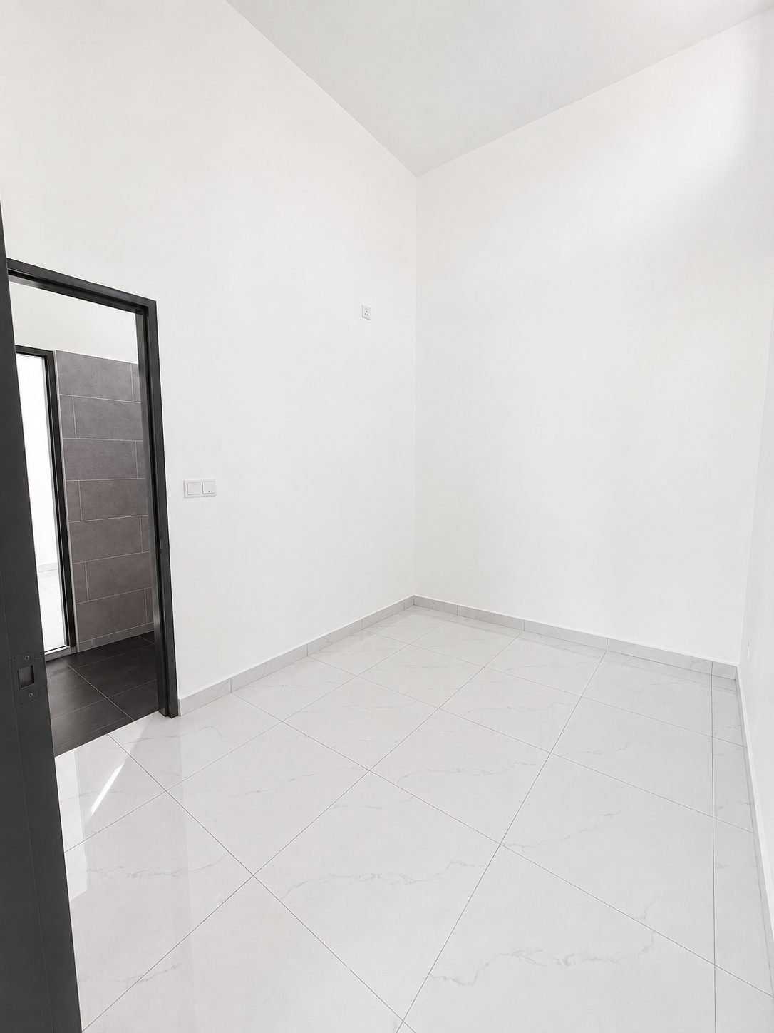 Corner bedroom, Taman Klebang Ria Type B bare unit