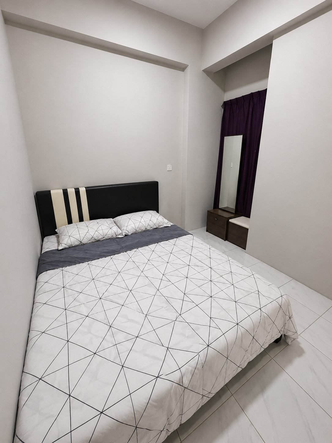 Bedroom with a dressing mirror, Type A show unit, Pangsapuri Putra Bercham