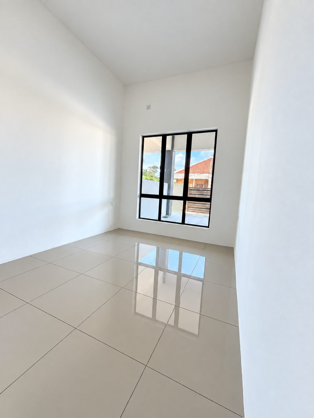 Unfurnished bedroom with a full-height window, single-storey show house